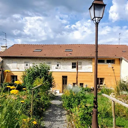 Maison De Caractere Paisible - 6 Pers. - Fr-1-585-186 Holiday home Menil-sur-Saulx