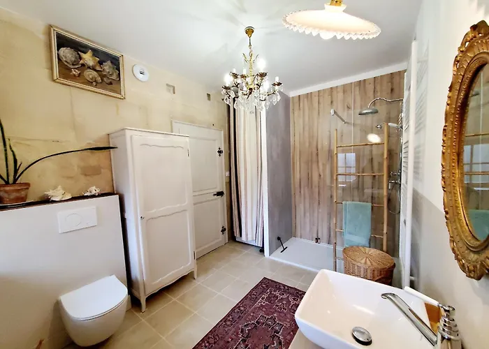 Maison De Caractere Paisible - 6 Pers. - Fr-1-585-186 Holiday home *